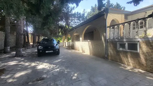 Satılır 5 otaqlı həyət evi 160 m²