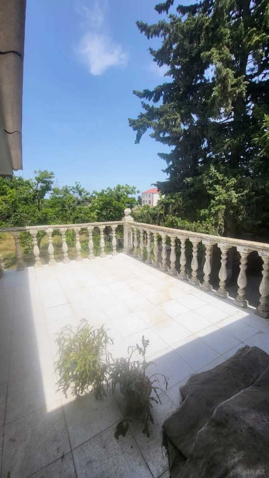Satılır 5 otaqlı həyət evi 160 m²