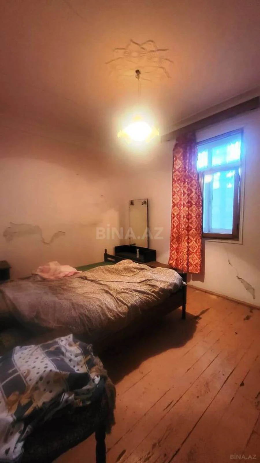 Satılır 5 otaqlı həyət evi 160 m²