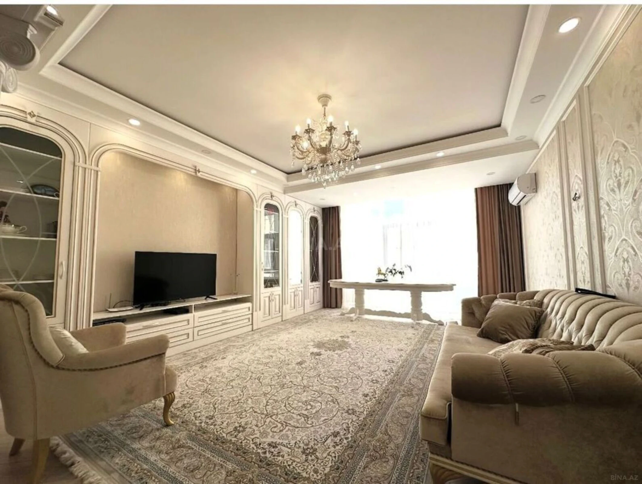 Kirayə verilir 3 otaqlı mənzil 120 m²