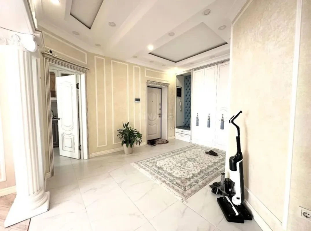Kirayə verilir 3 otaqlı mənzil 120 m²