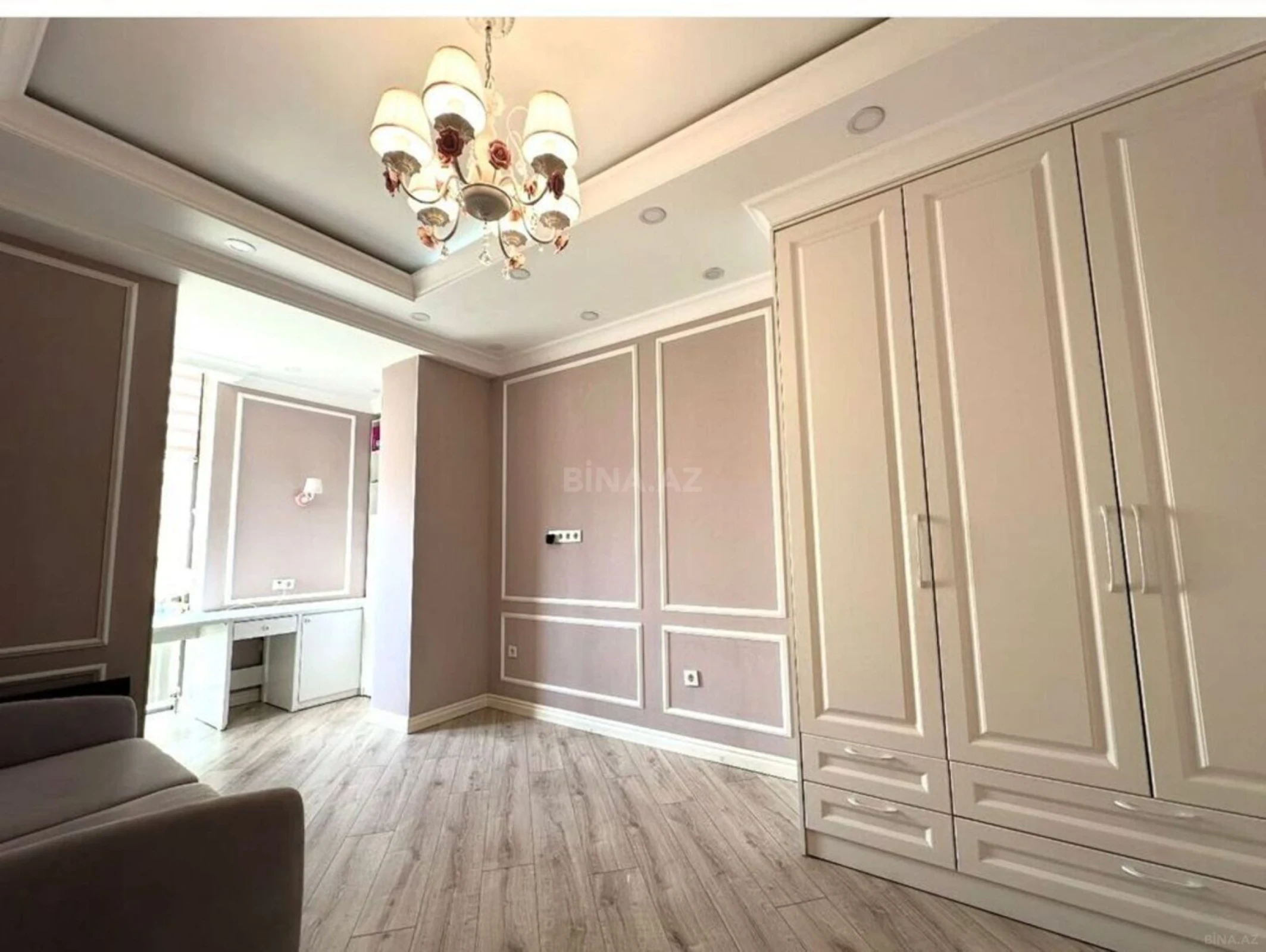 Kirayə verilir 3 otaqlı mənzil 120 m²