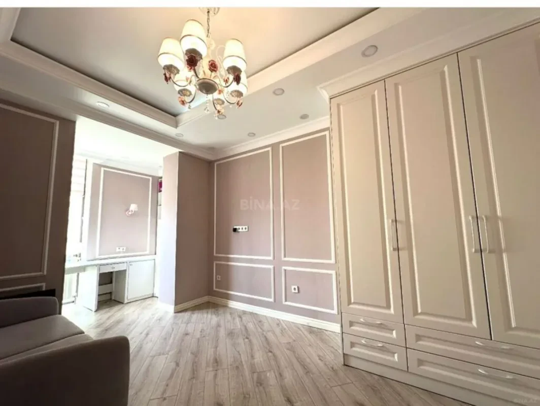 Kirayə verilir 3 otaqlı mənzil 120 m²