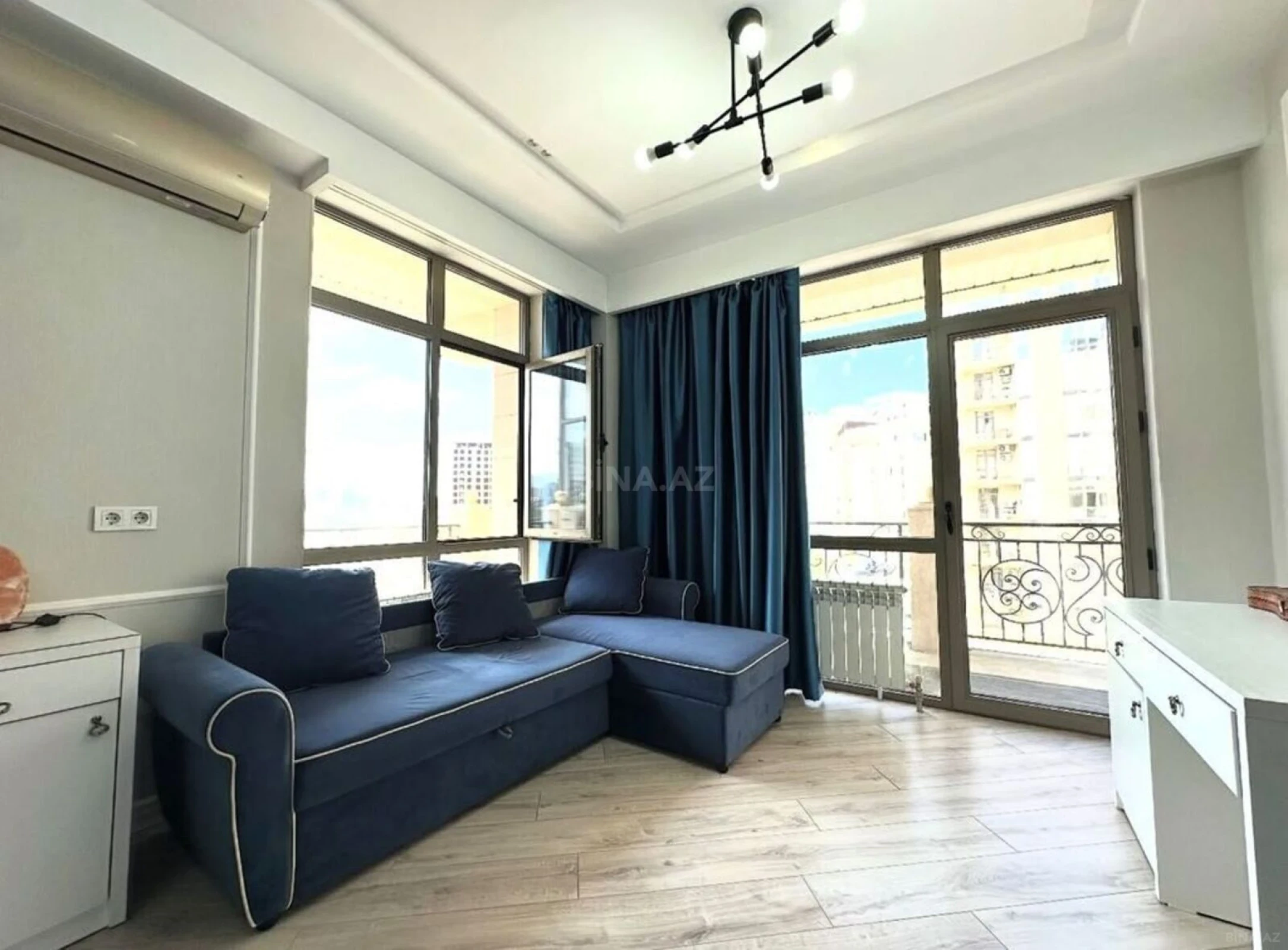 Kirayə verilir 3 otaqlı mənzil 120 m²
