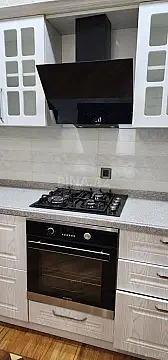 Kirayə verilir 2 otaqlı mənzil 95 m²