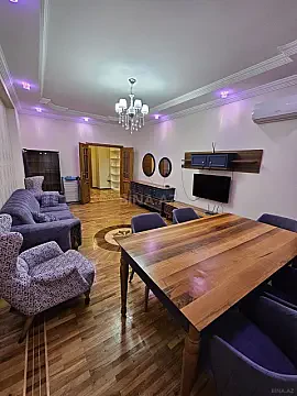 Kirayə verilir 2 otaqlı mənzil 95 m²