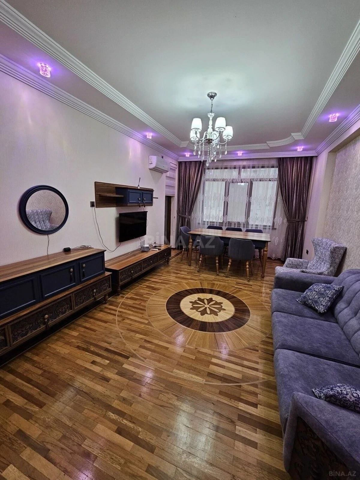 Kirayə verilir 2 otaqlı mənzil 95 m²