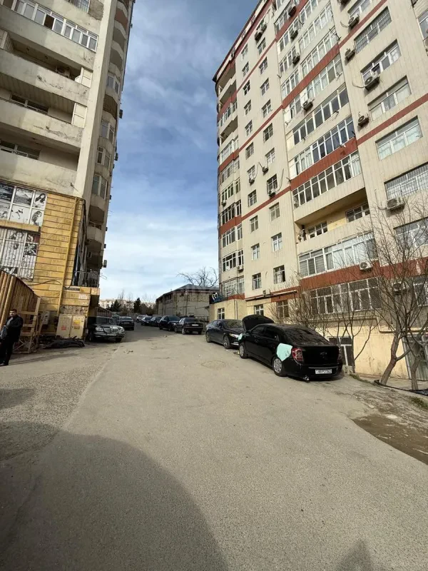 Kirayə verilir obyekt 300 m²