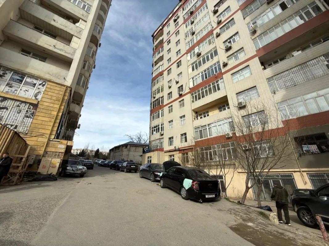Kirayə verilir obyekt 300 m²