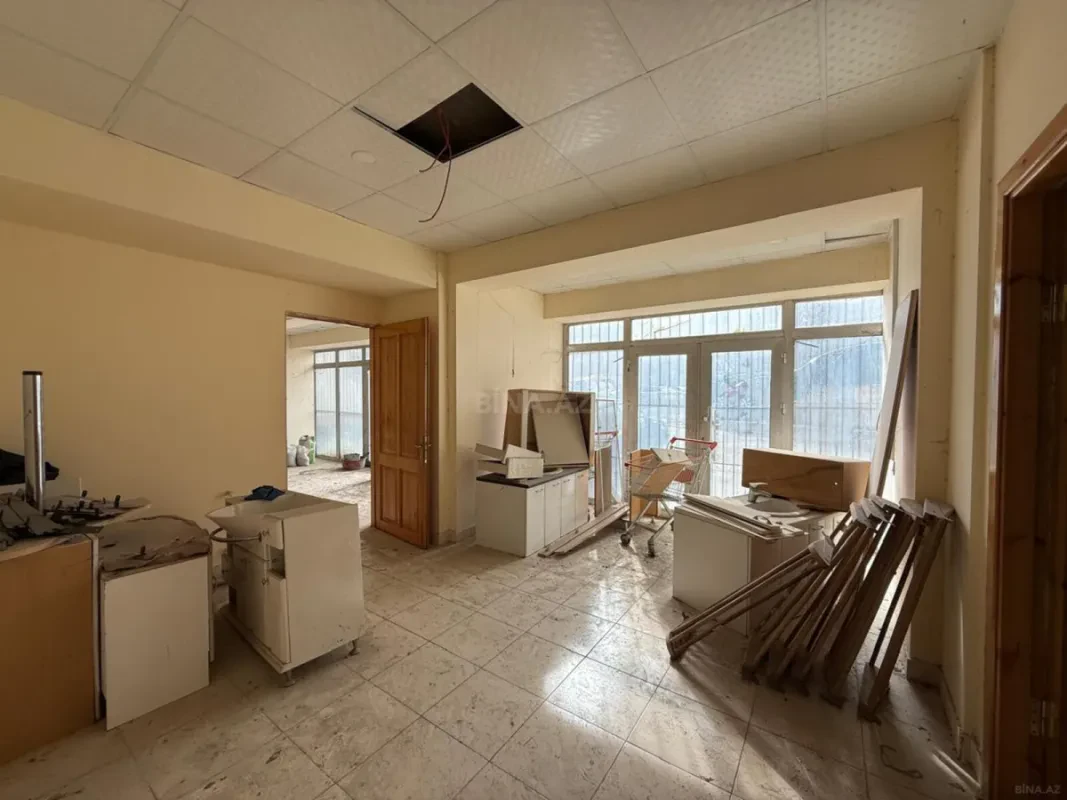 Kirayə verilir obyekt 300 m²
