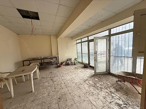 Kirayə verilir obyekt 300 m²