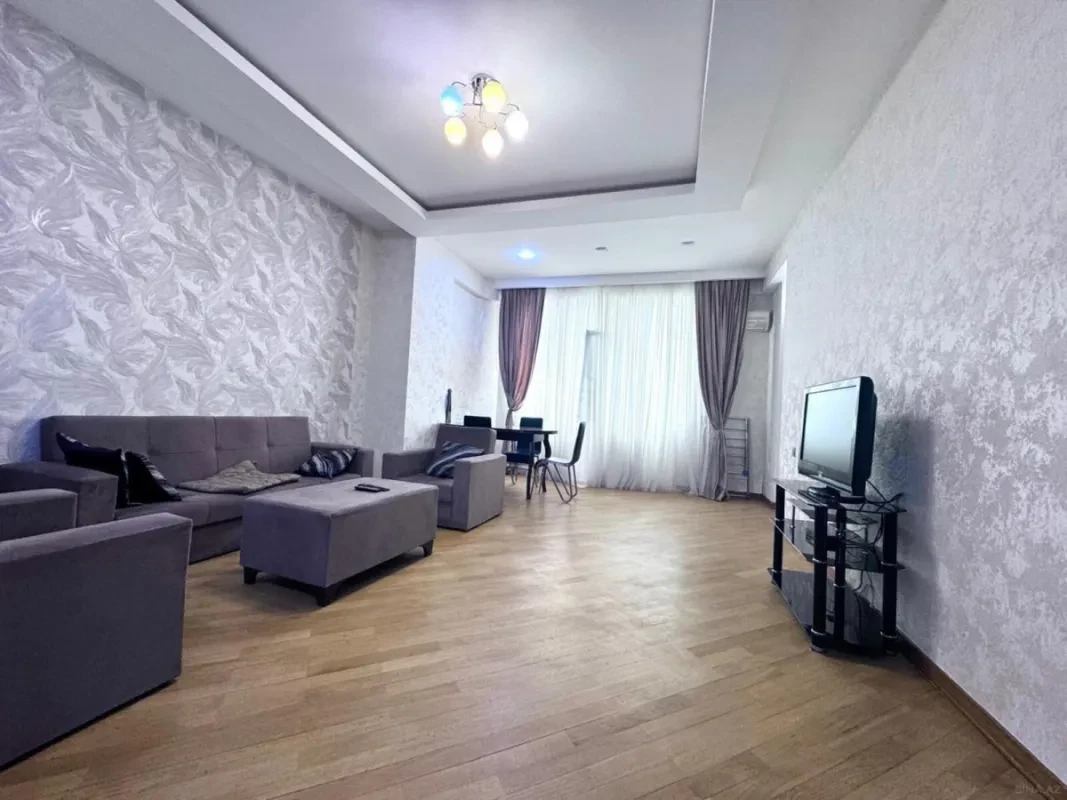 Satılır 2 otaqlı mənzil 60 m²