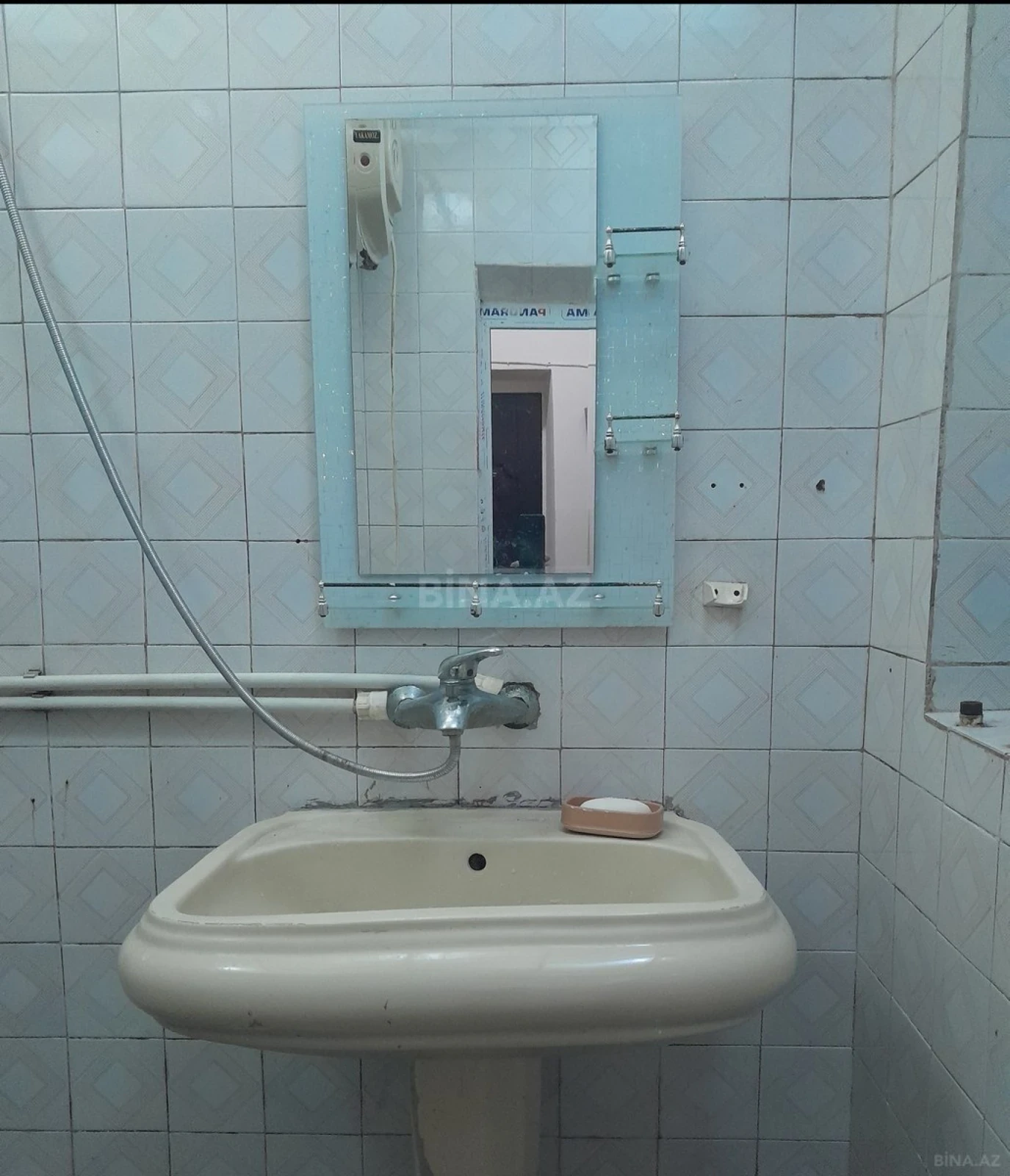 Satılır 2 otaqlı mənzil 56 m²