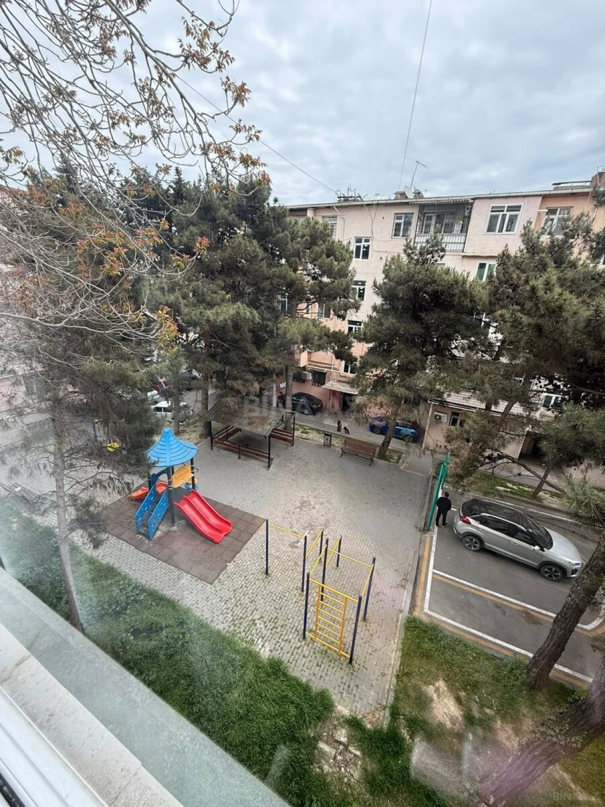 Satılır 2 otaqlı mənzil 70 m²