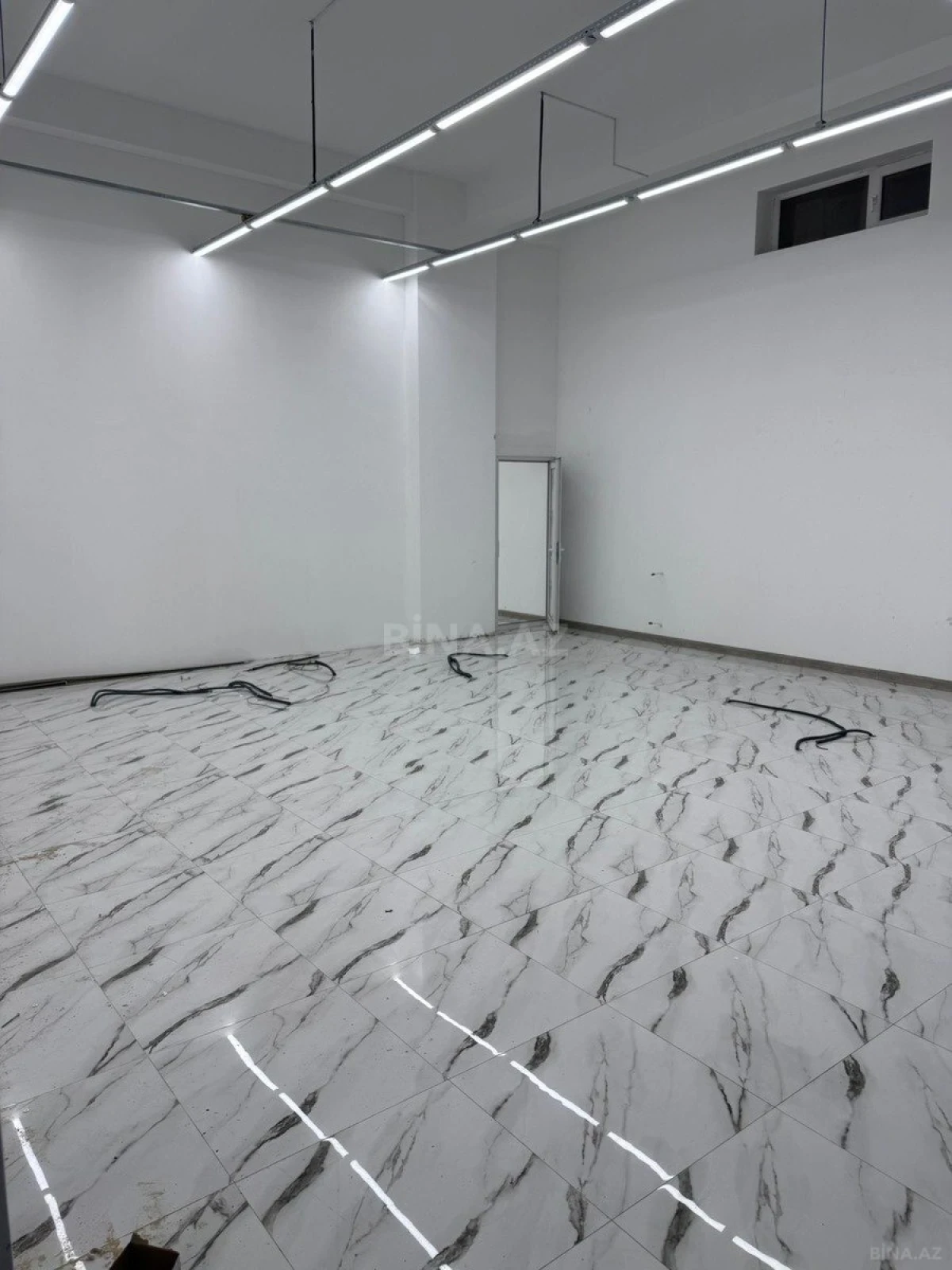 Kirayə verilir obyekt 140 m²