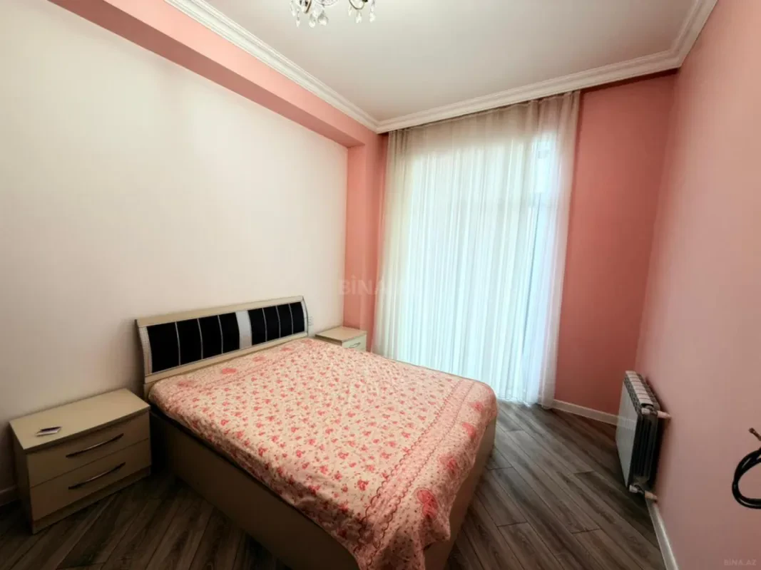 Kirayə verilir 3 otaqlı mənzil 146 m²