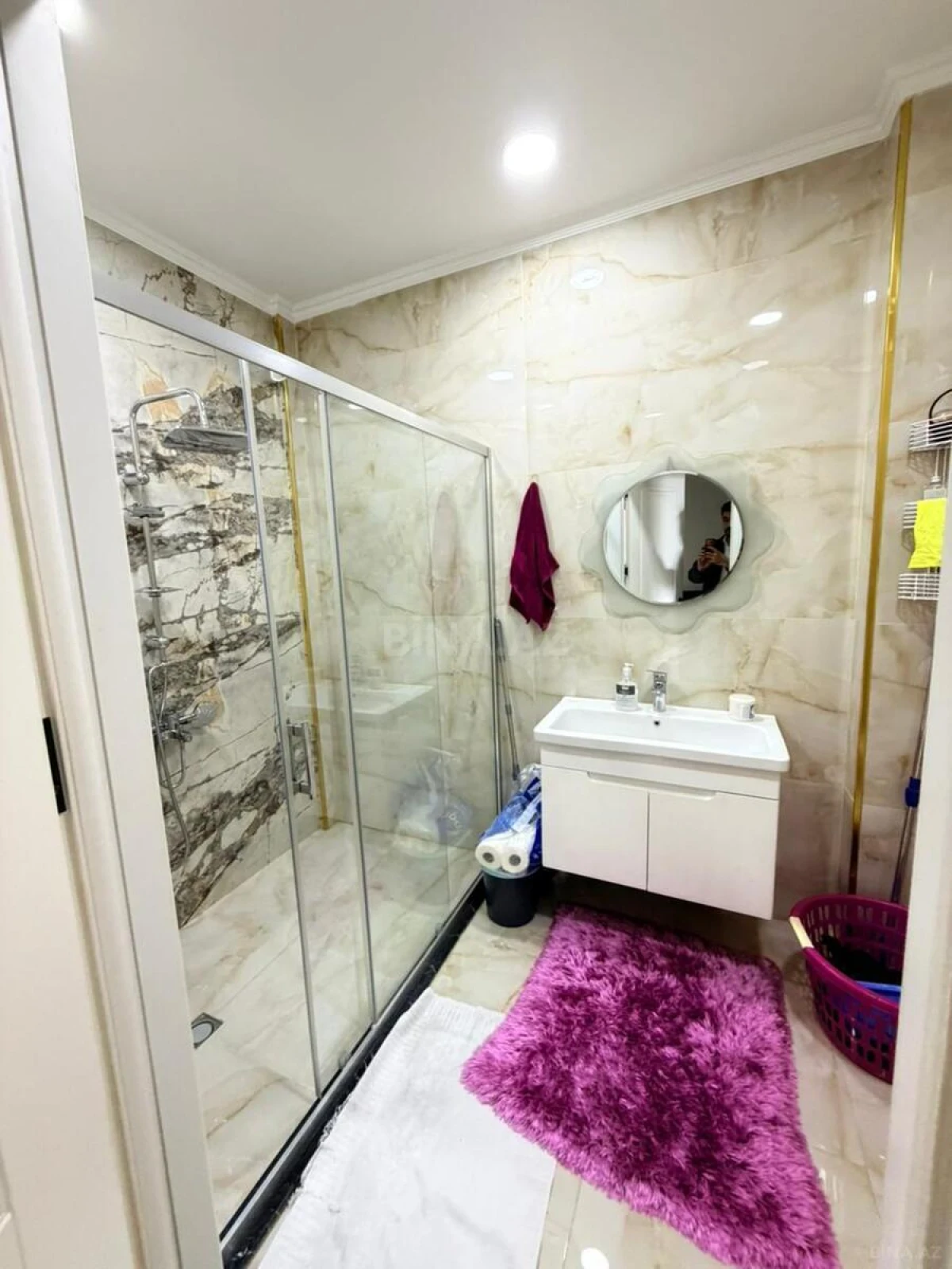Kirayə verilir 3 otaqlı mənzil 146 m²