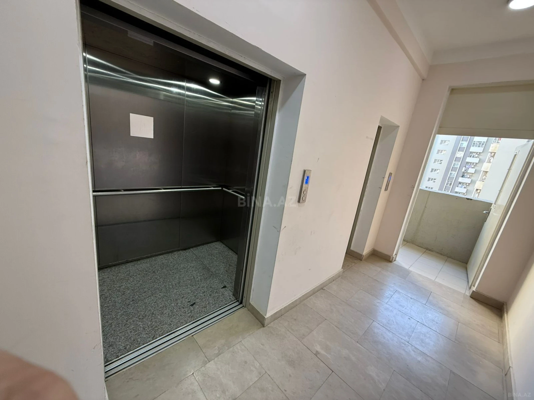 Satılır 3 otaqlı mənzil 85 m²