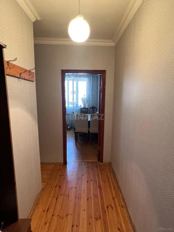 Satılır 4 otaqlı mənzil 105 m²