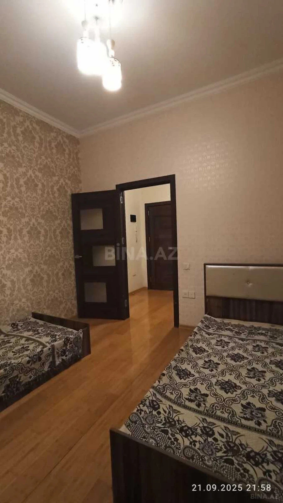 Satılır 4 otaqlı mənzil 105 m²