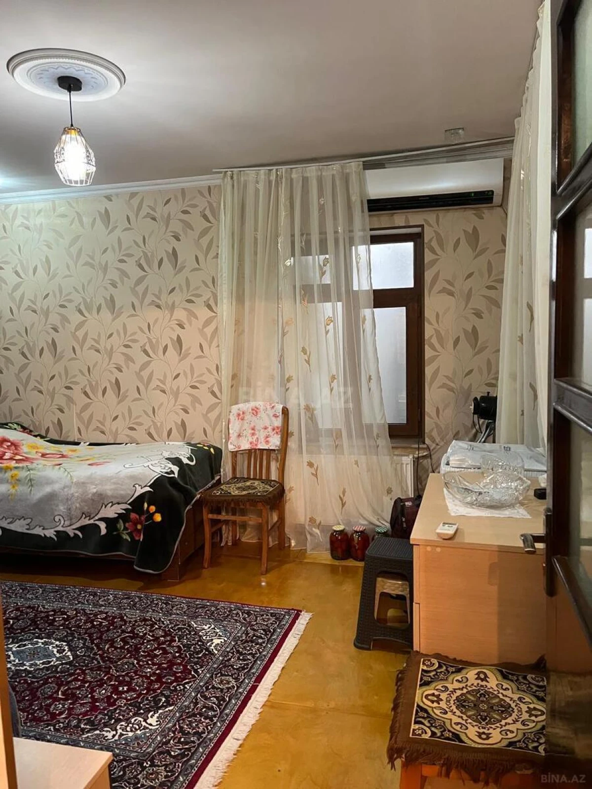 Satılır 4 otaqlı mənzil 105 m²
