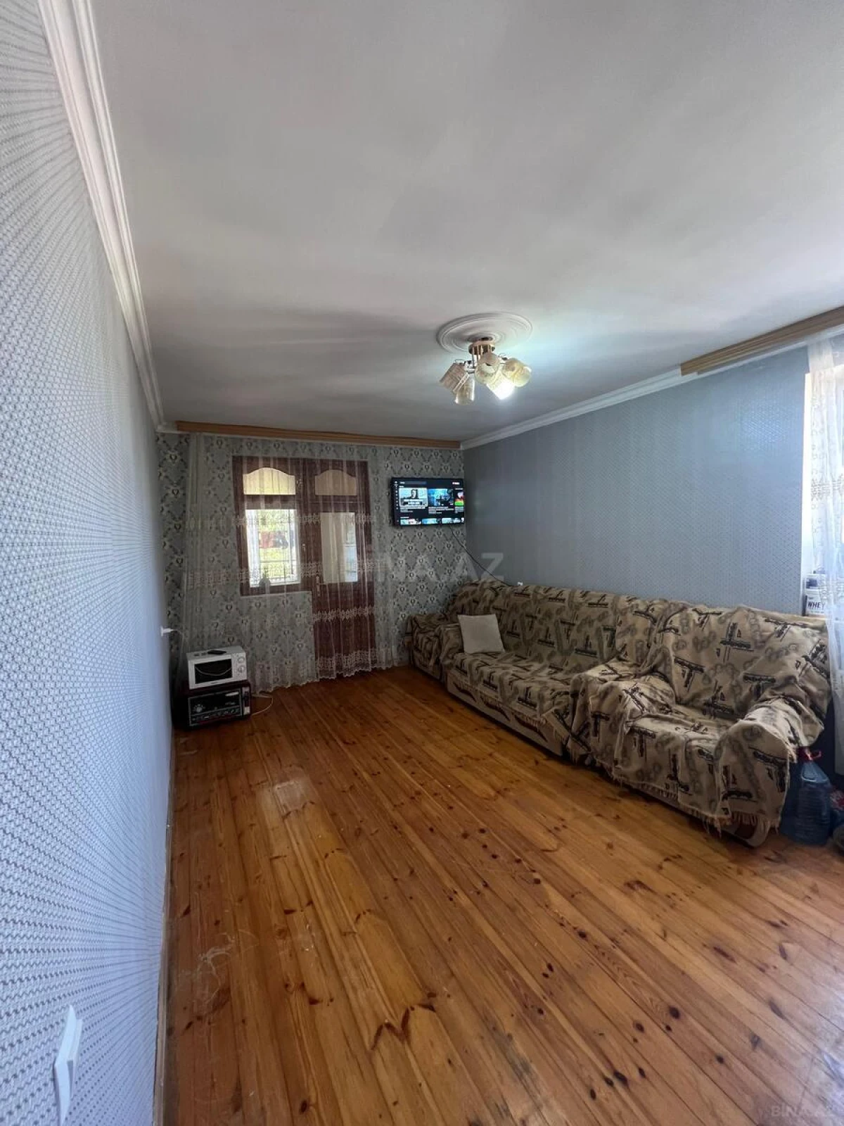 Satılır 4 otaqlı mənzil 105 m²