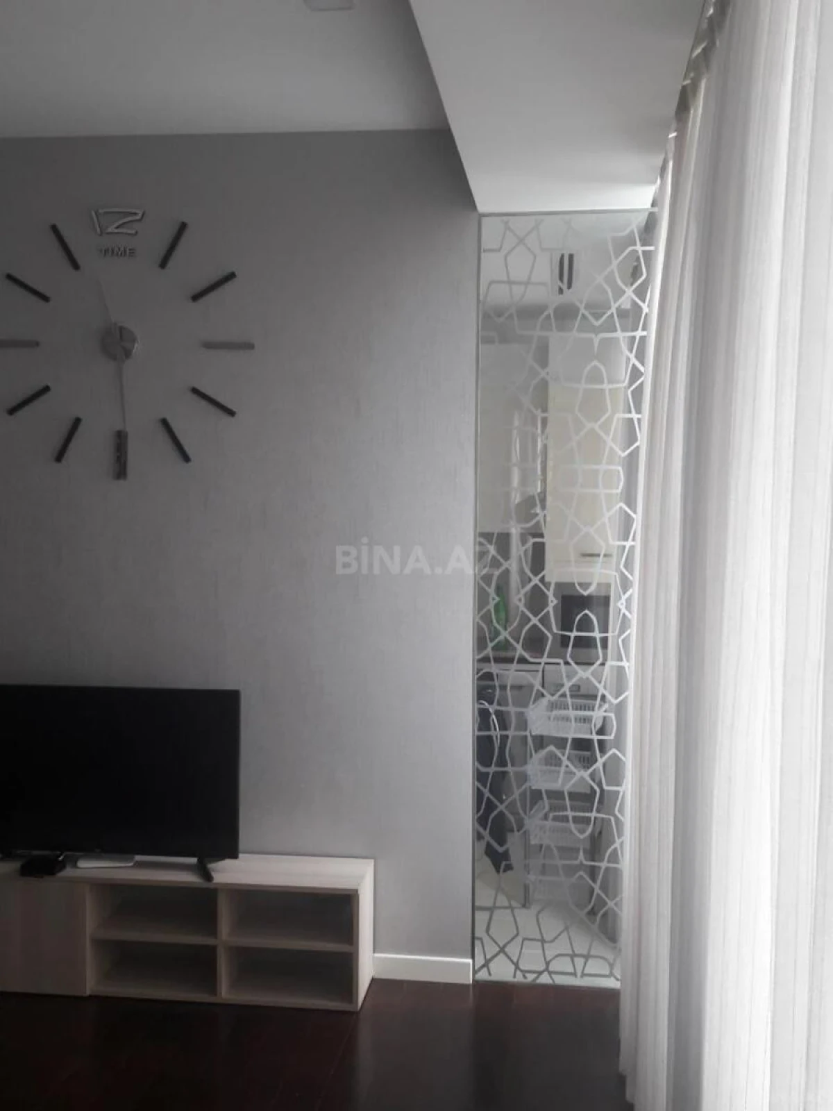 Kirayə verilir 2 otaqlı mənzil 73 m²
