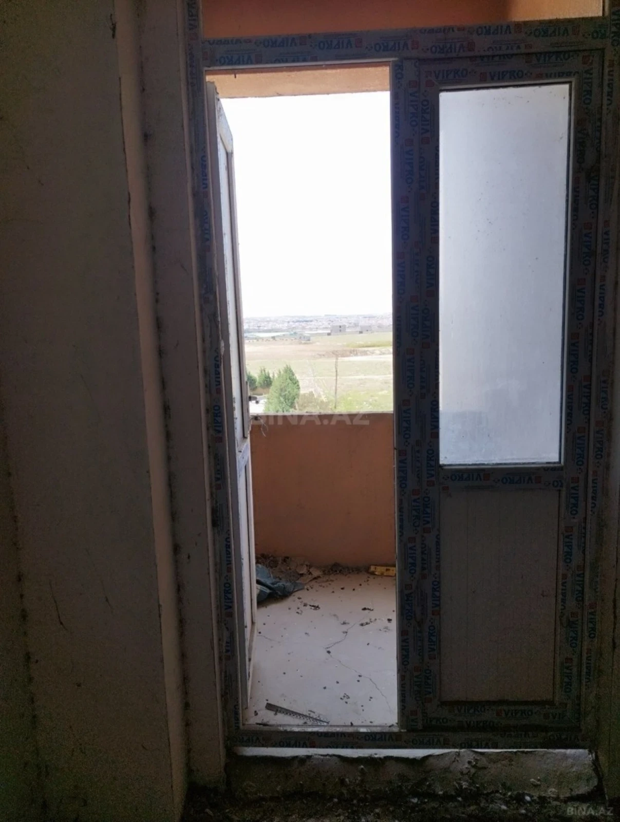 Satılır 2 otaqlı mənzil 65.4 m²