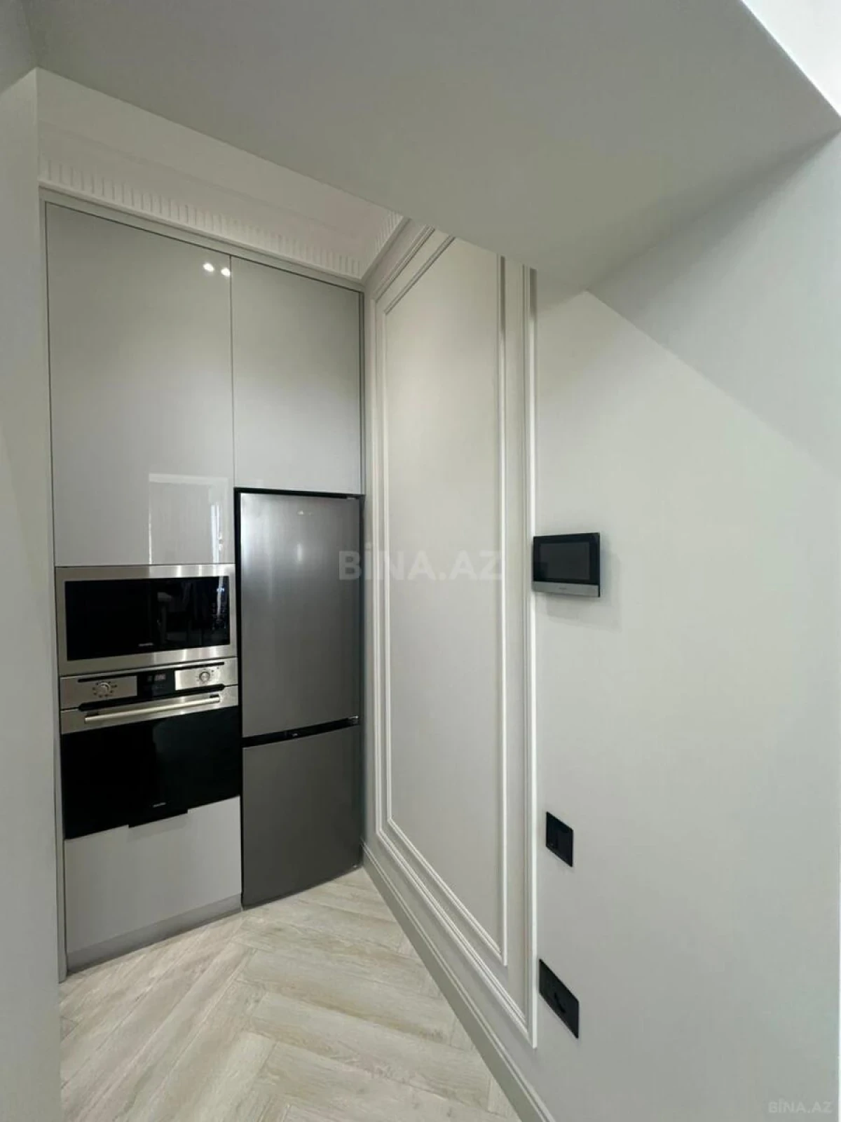 Kirayə verilir 3 otaqlı mənzil 140 m²