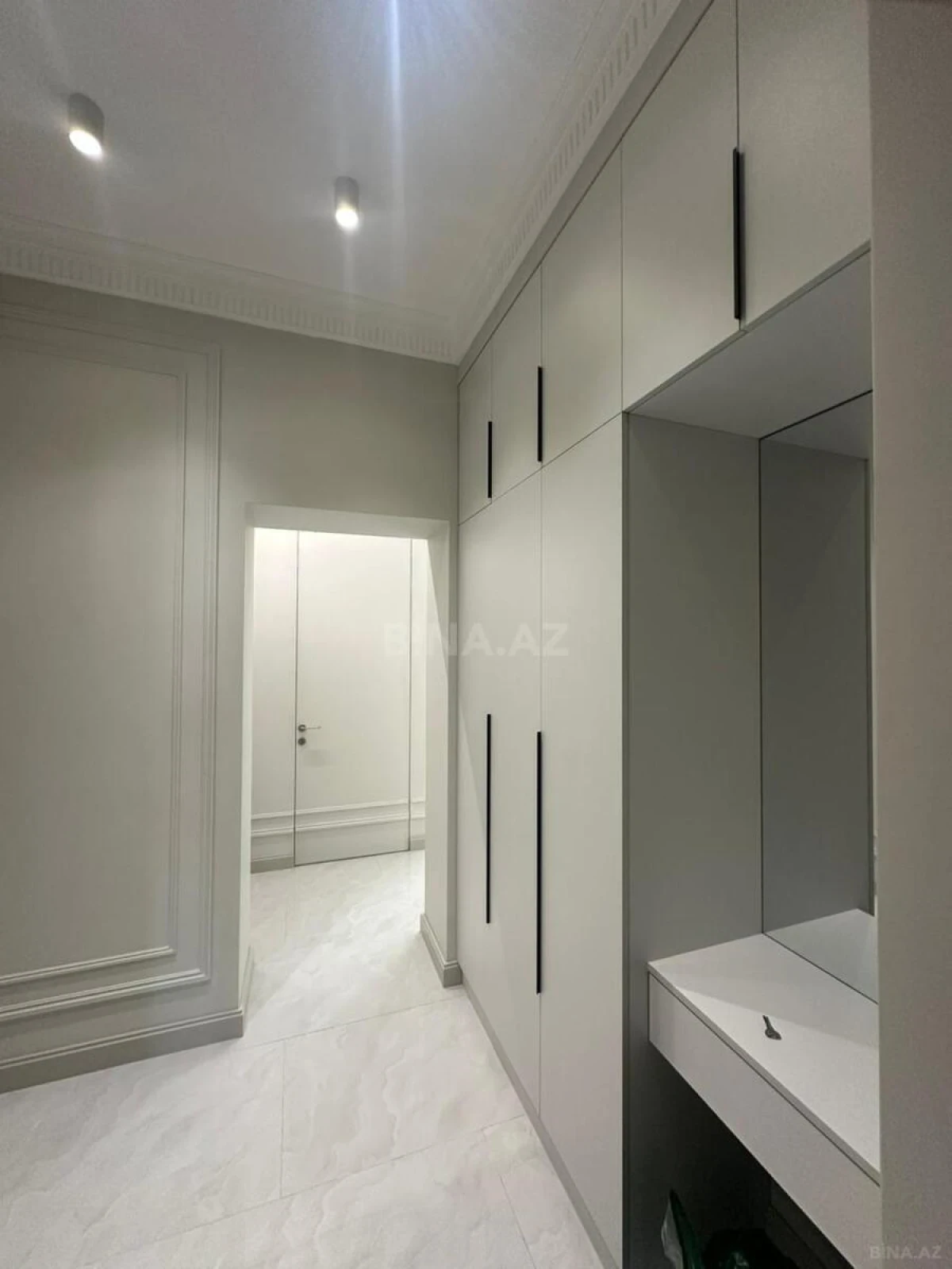 Kirayə verilir 3 otaqlı mənzil 140 m²