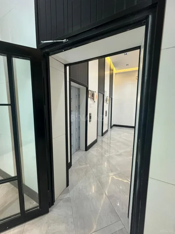 Kirayə verilir 3 otaqlı mənzil 140 m²