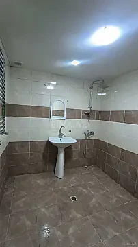 Satılır 2 otaqlı mənzil 78 m²