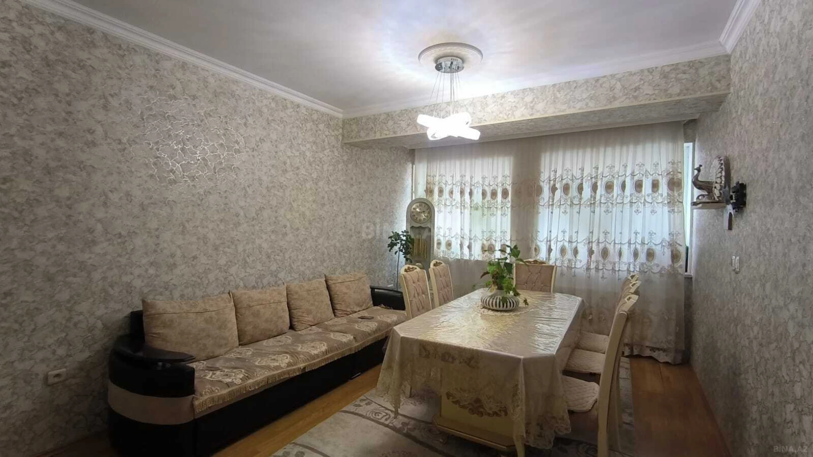 Satılır 2 otaqlı mənzil 78 m²