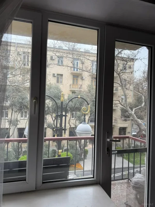Kirayə verilir 3 otaqlı mənzil 65 m²