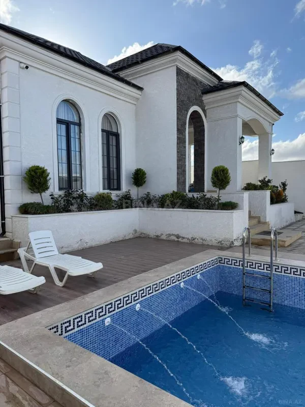 Kirayə verilir 5 otaqlı həyət evi 160 m²