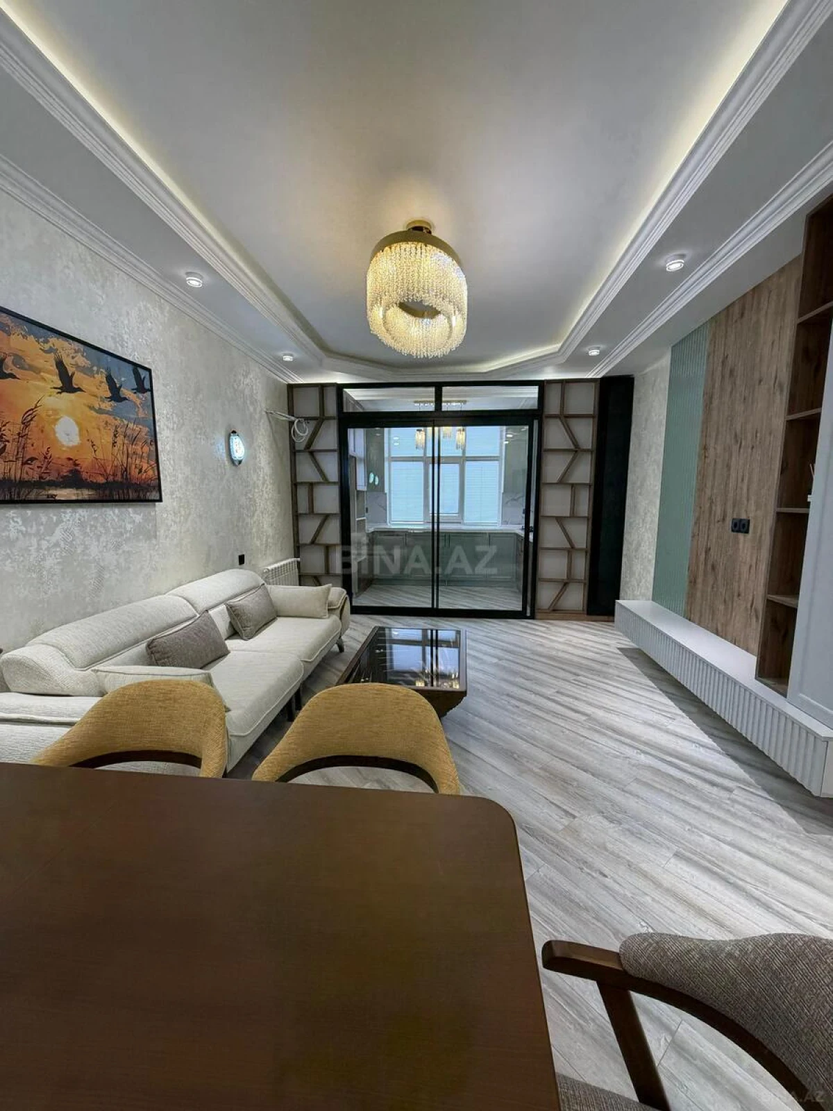 Satılır 3 otaqlı mənzil 92 m²