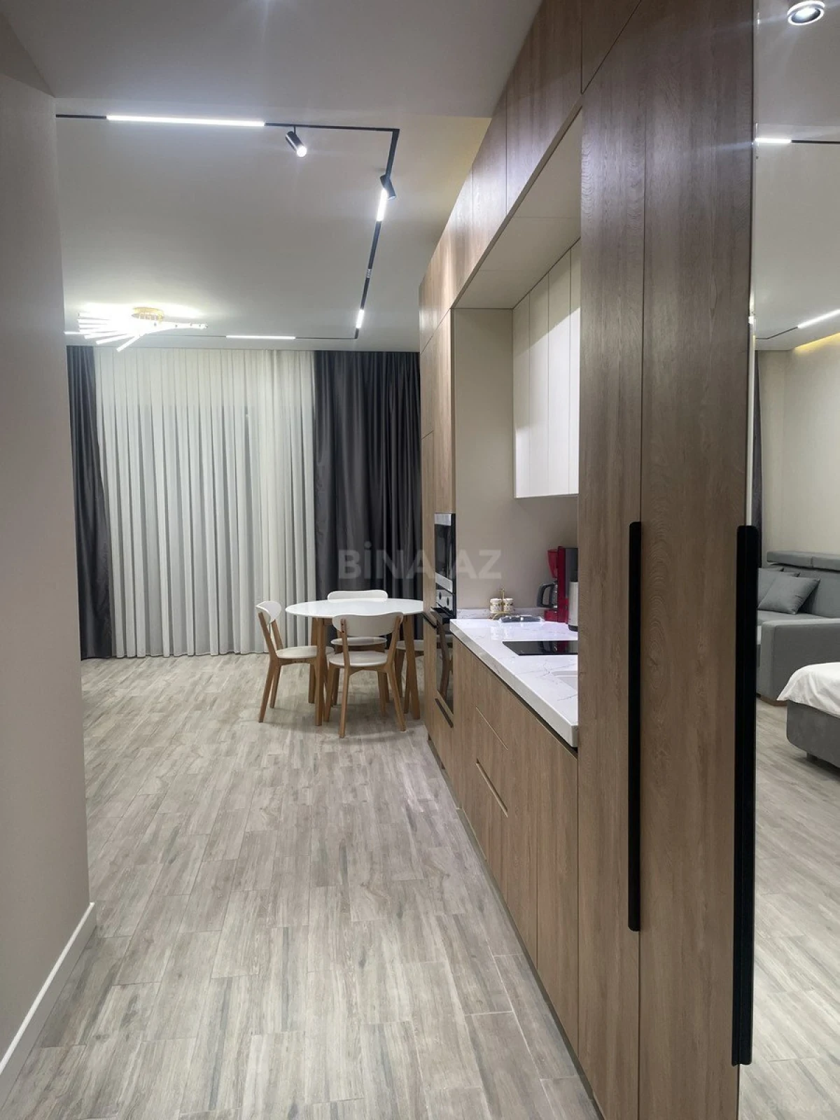 Kirayə verilir 1 otaqlı mənzil 57 m²