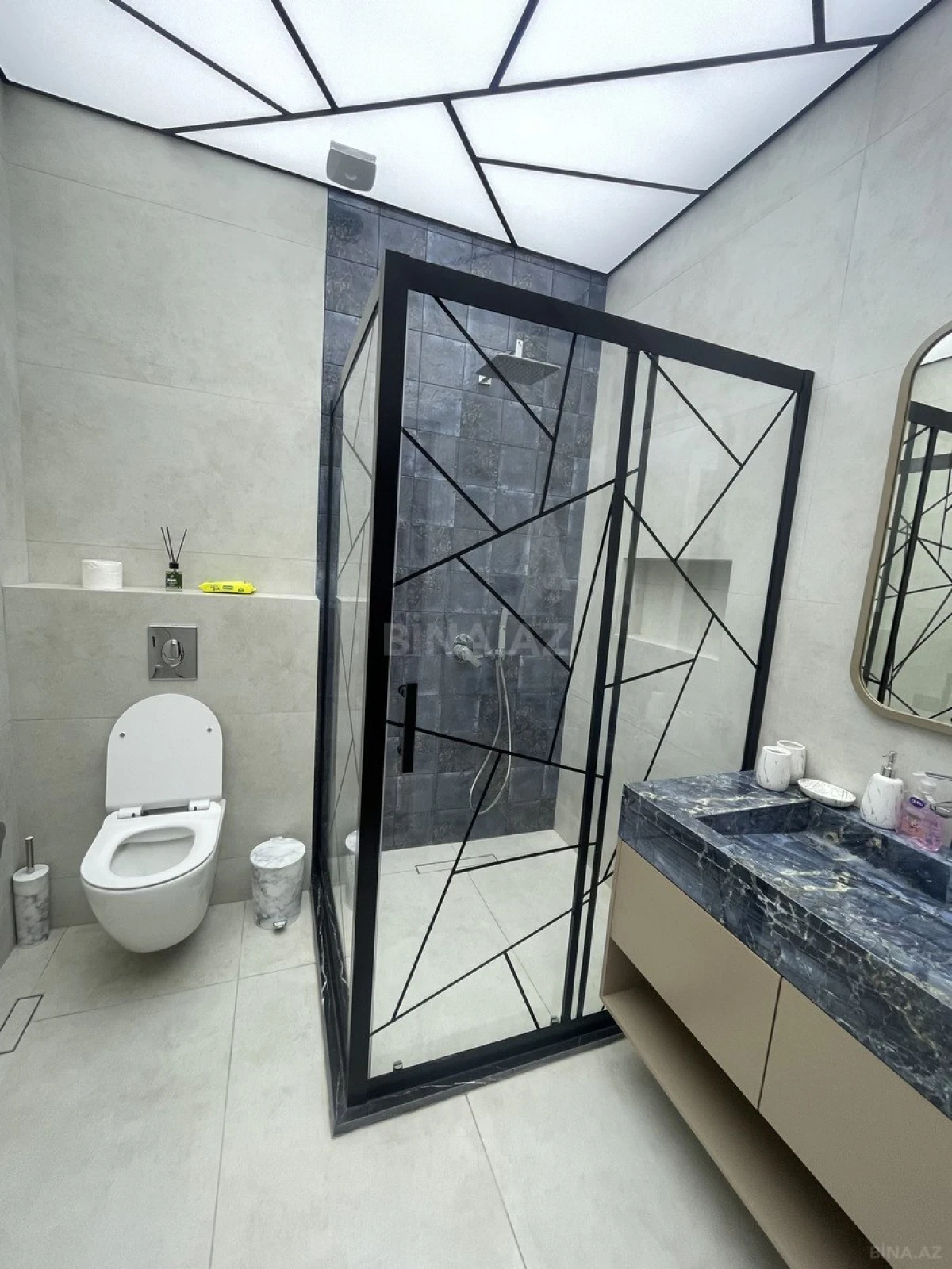 Kirayə verilir 1 otaqlı mənzil 57 m²