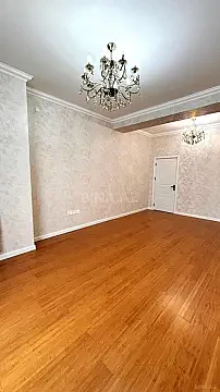 Satılır 2 otaqlı mənzil 80 m²