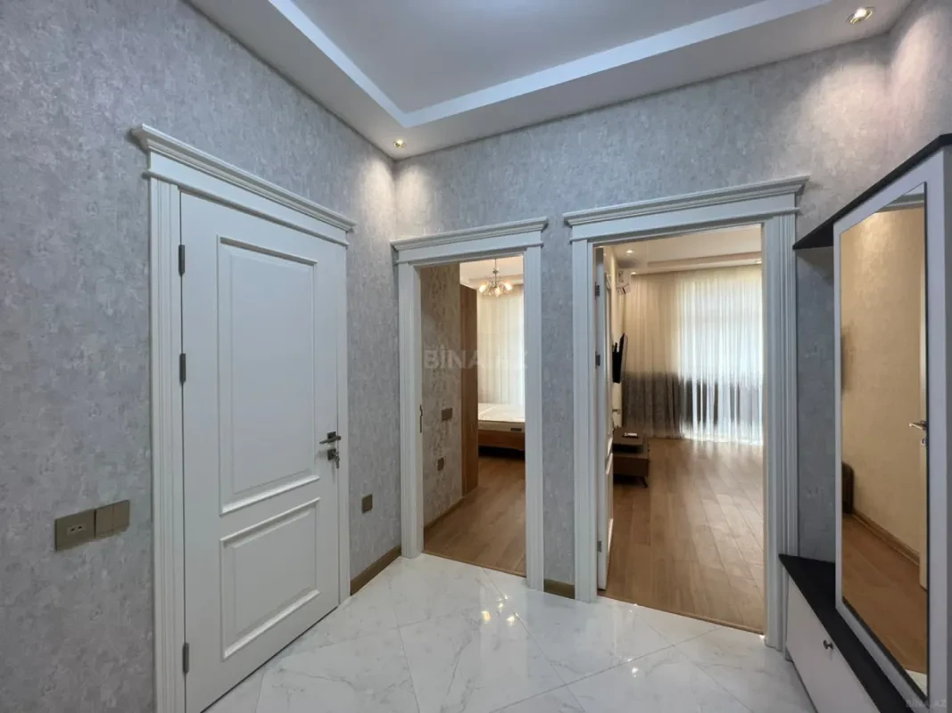 Kirayə verilir 2 otaqlı mənzil 65 m²