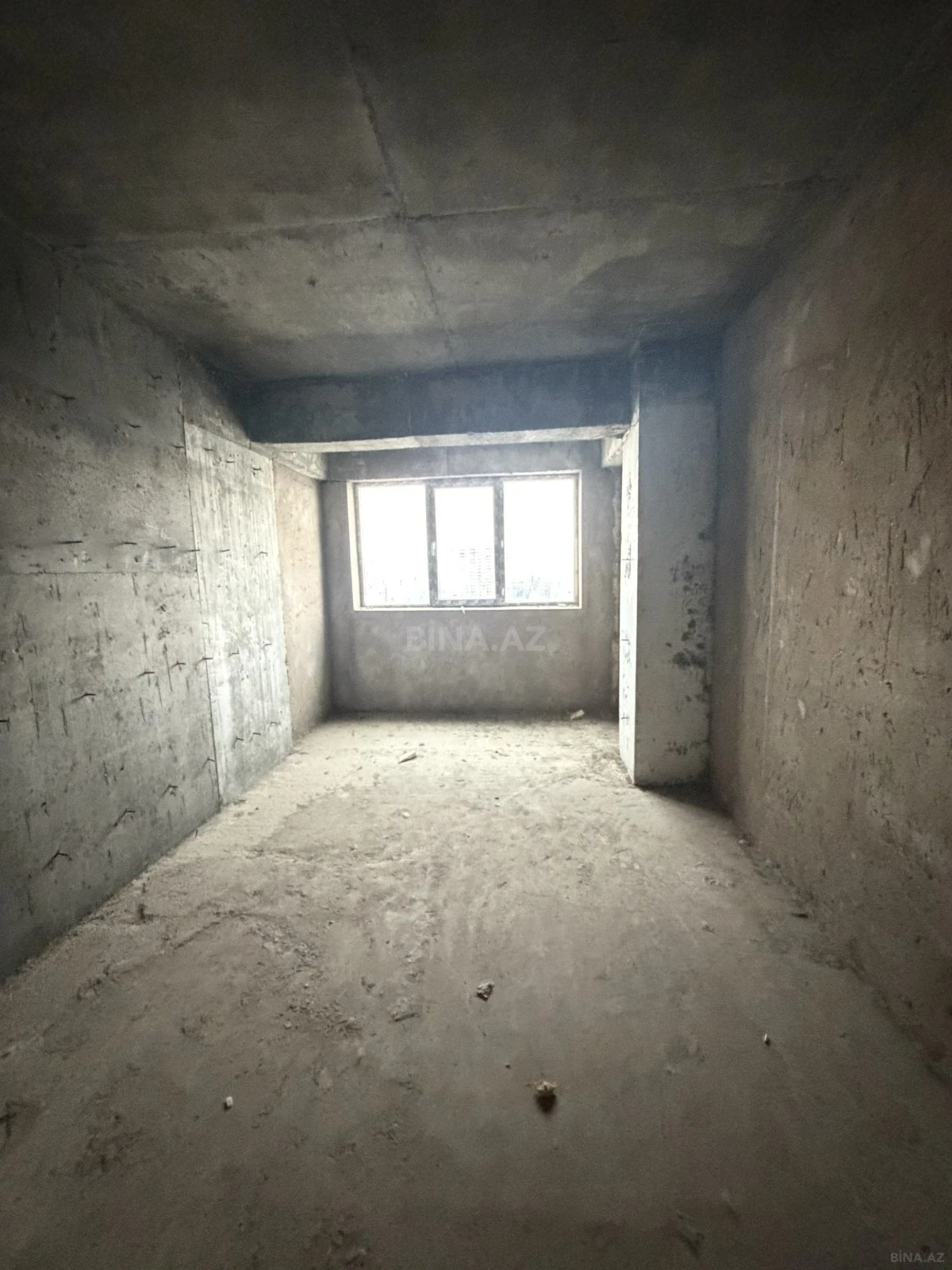 Satılır 2 otaqlı mənzil 120 m²