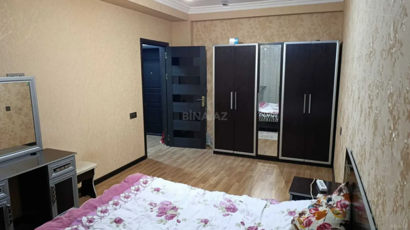 Kirayə verilir 2 otaqlı mənzil 50 m²