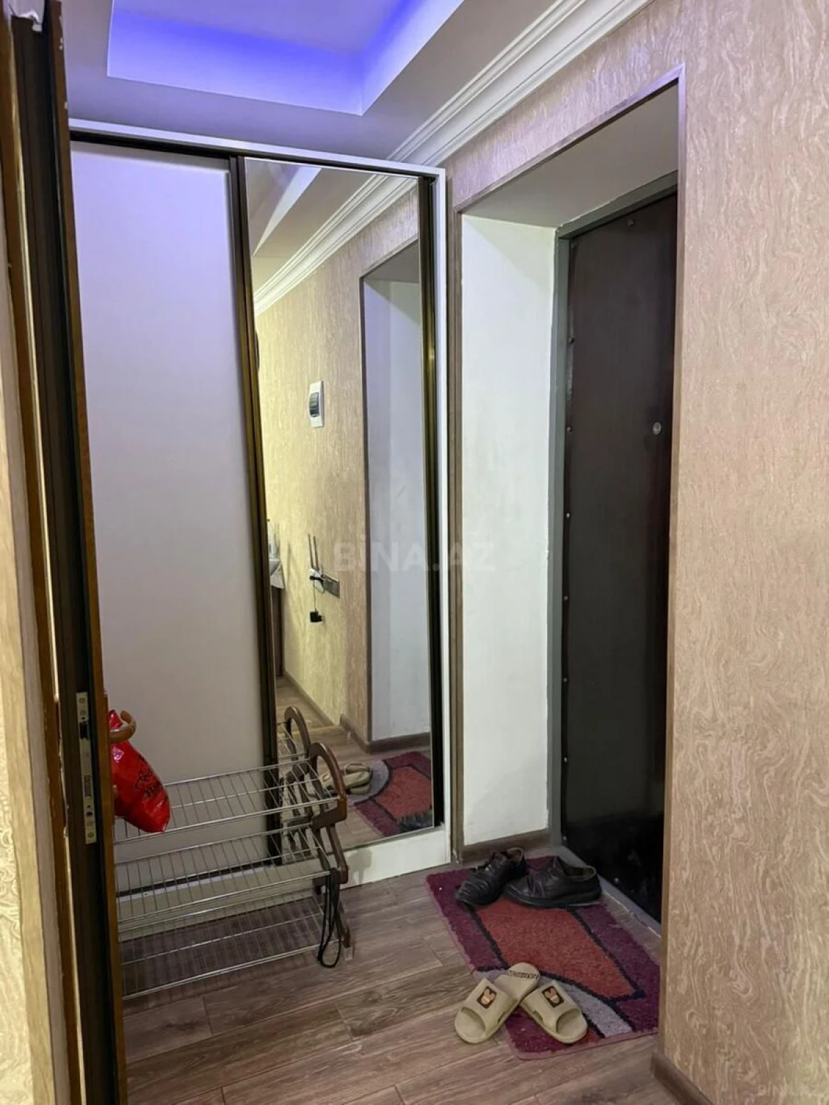 Kirayə verilir 2 otaqlı mənzil 55 m²