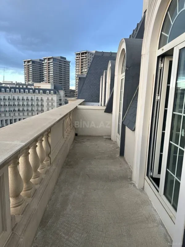 Satılır 1 otaqlı mənzil 54 m²