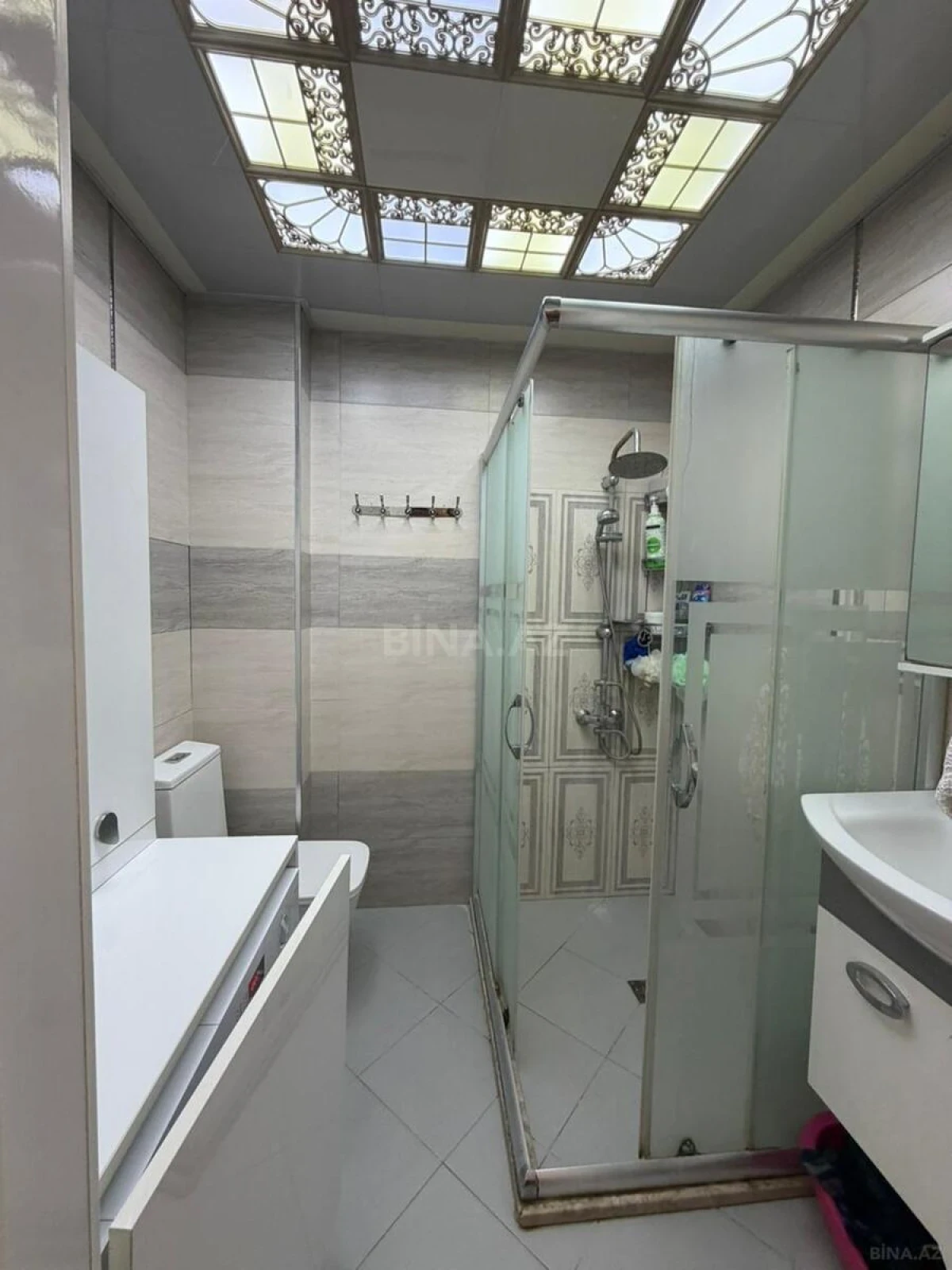 Satılır 2 otaqlı mənzil 82 m²