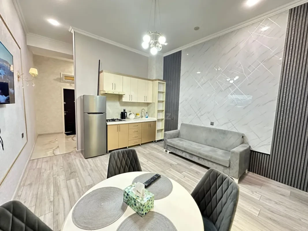 Satılır 2 otaqlı mənzil 65 m²