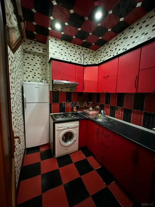 Kirayə verilir 2 otaqlı mənzil 80 m²