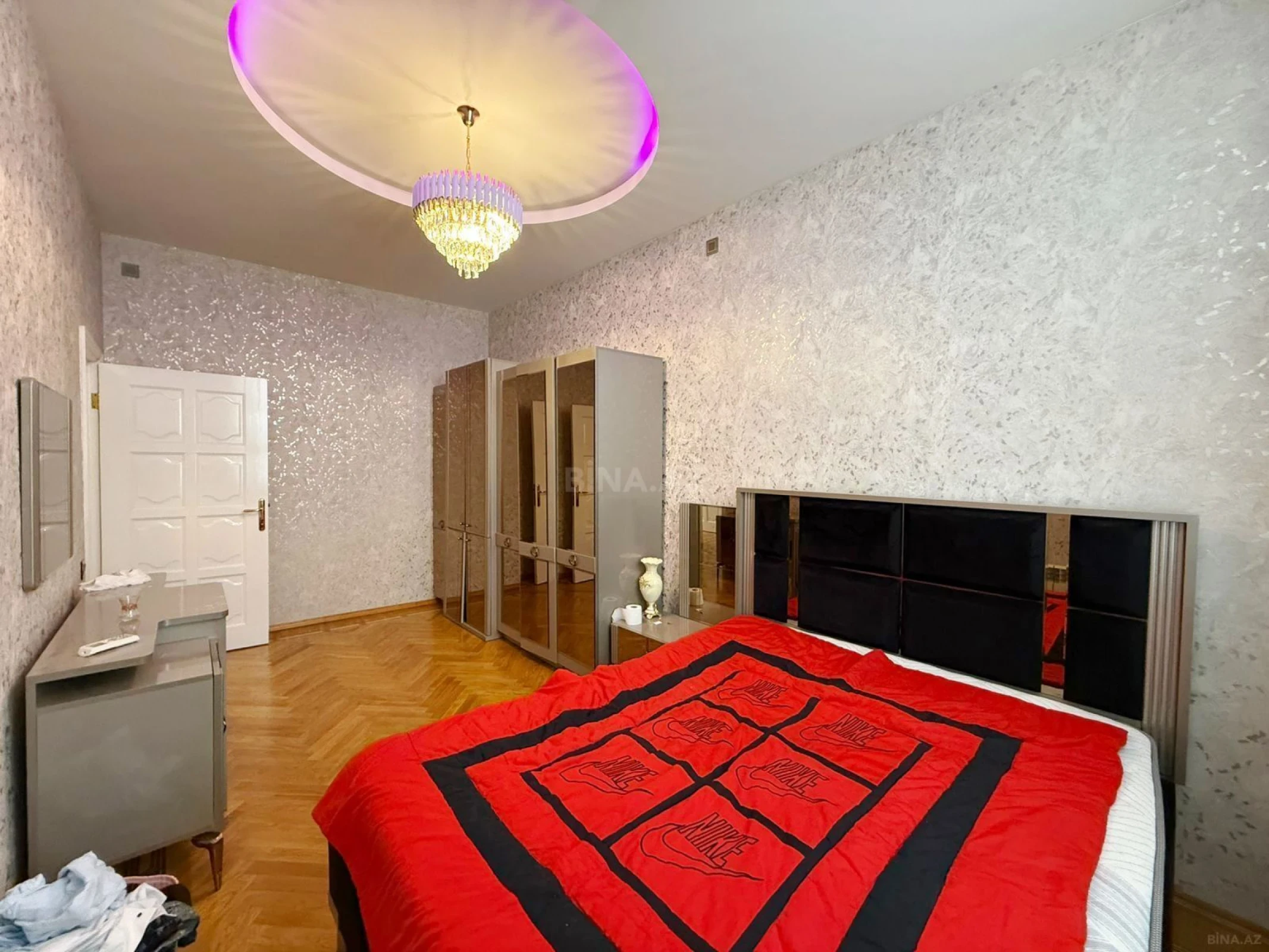 Kirayə verilir 4 otaqlı mənzil 100 m²