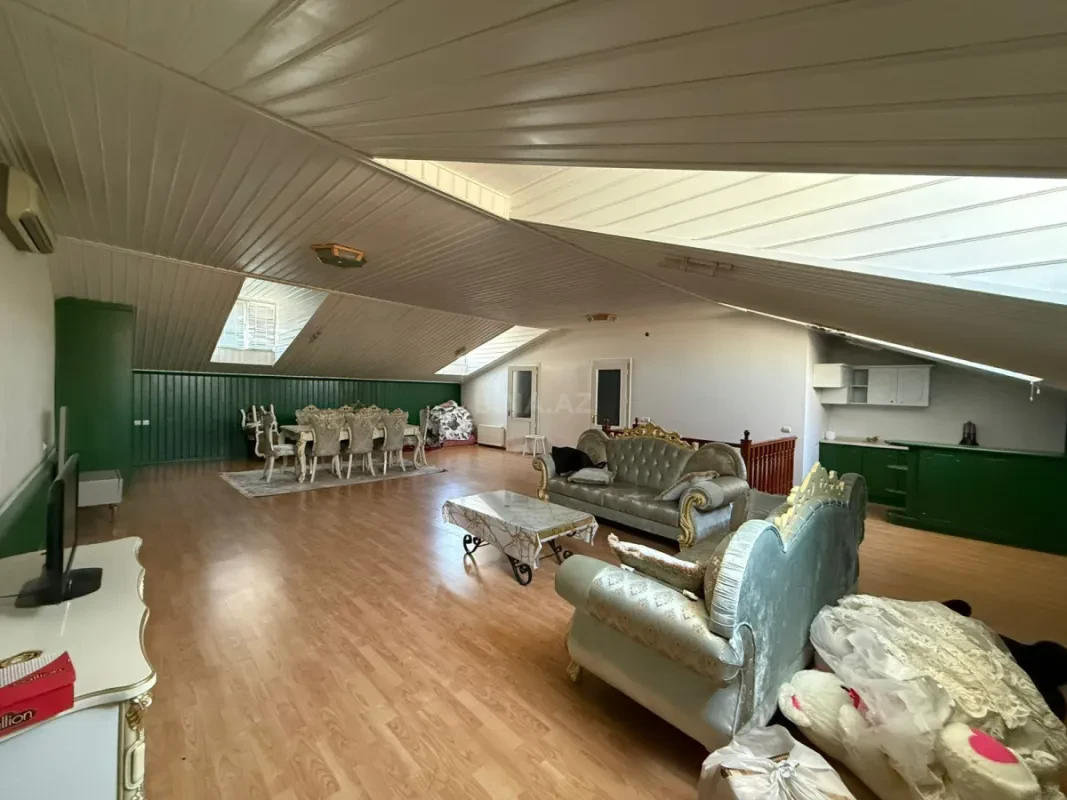 Kirayə verilir 4 otaqlı mənzil 100 m²