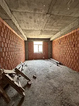 Satılır 2 otaqlı mənzil 68 m²